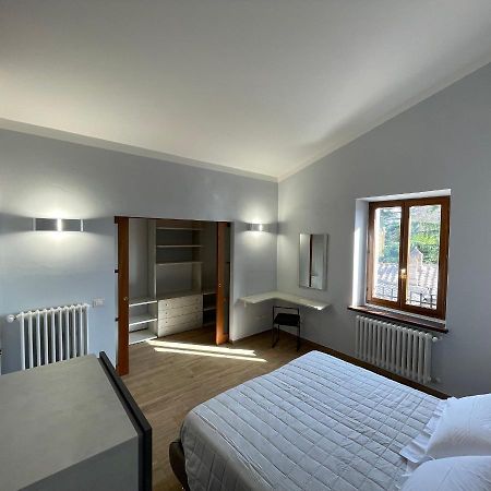 Charming 1-Bed Apartment In Montepulciano Bagian luar foto