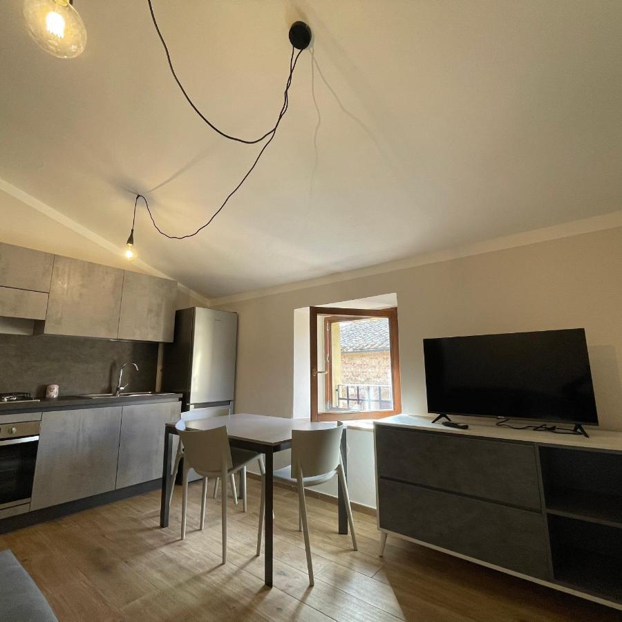 Charming 1-Bed Apartment In Montepulciano Bagian luar foto